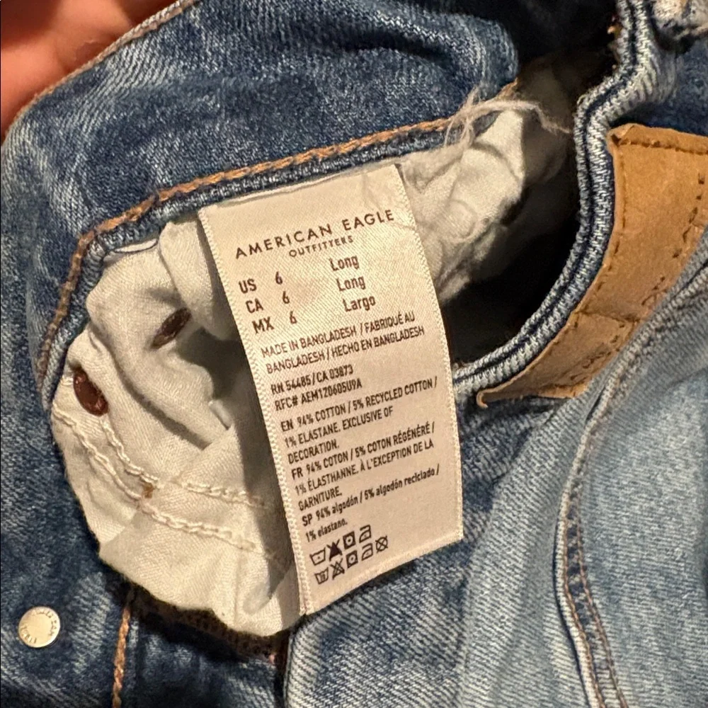 American Eagle Curvy Straight Leg Jean - Picture 4 of 6